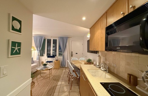 Stone Harbor Apartment | Avalon Beach Condo