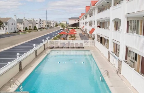 Stone Harbor Apartment | Avalon Beach Condo