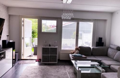 Jyvaskyla Apartment | Avara, ylellinen kaksikerroksinen huoneisto.