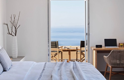 Chora Folegandros Hotel | AVATON Folegandros