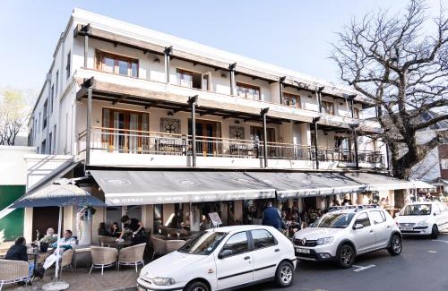 Stellenbosch Central Apartment | Avemore Jan Cats No 3 full back up power