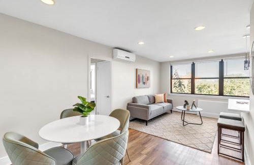 East Falls Apartment | Avenue B645 Furnished 2br Apt, Parking Att Nurses