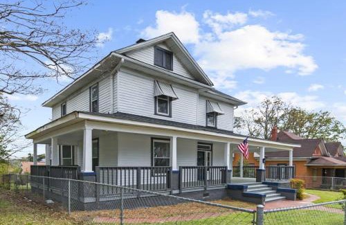 Birmingham House | Avenue South Serene