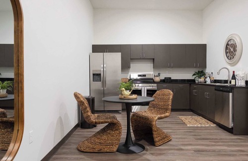 Highfill Apartment | Aviator - 5 mi to XNA - 15 mi to DT Bentonville