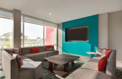 Queretaro Hotel | Avid Hotel Querétaro Centro Sur by IHG