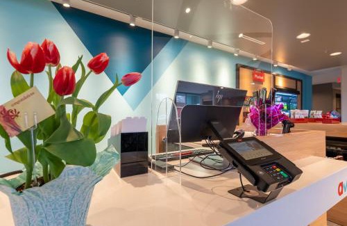 Kalamazoo Hotel | avid hotels - Kalamazoo East by IHG