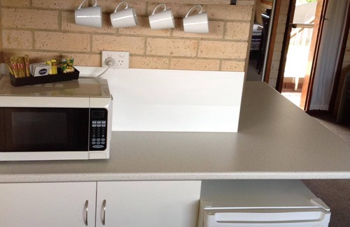 Ballina Hotel | Avlon Gardens Motel - Ballina