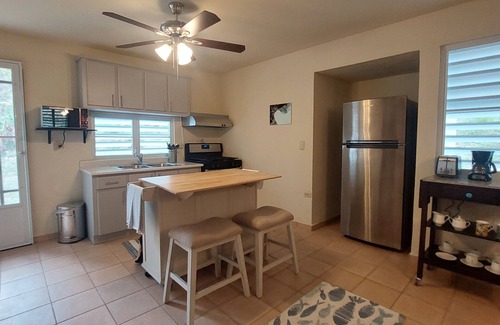 Rio Grande Apartment | Avocado Grove recently renovated two bedroom apt