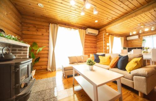 Sumoto Villa | Awaji Large Log house in Goshiki 2