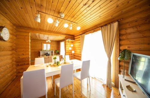 Sumoto Villa | Awaji Large Log house in Goshiki 2