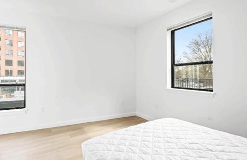 Northwest House | Award Rentals