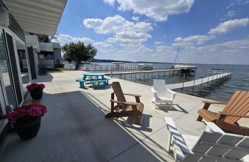 Orleans House | AWave From It All lakefront on Big Spirit Lake