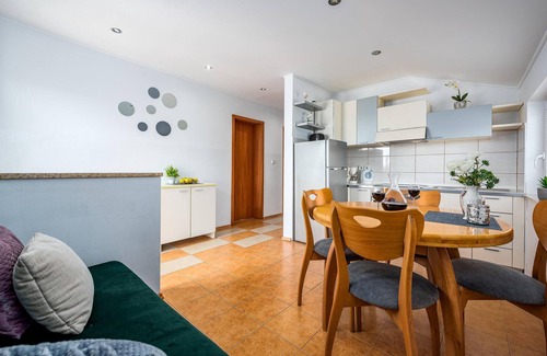 Kastel Apartment | Awesome apartment in Buje with kitchen