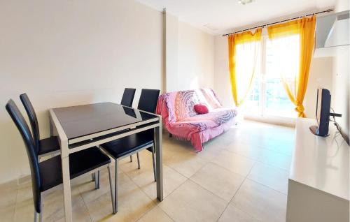 Plaza De La Costera Apartment | Awesome Apartment In Bellreguard