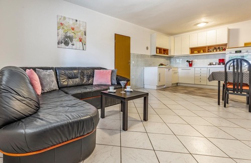 Pomer Apartment | Awesome apartment in Medulin with WiFi