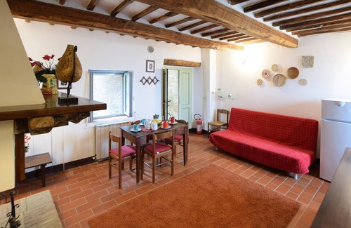 Paciano Apartment | Awesome apartment in Paciano with WiFi