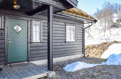 Ljosland Apartment | Awesome apartment in seral with 3 Bedrooms and Sauna