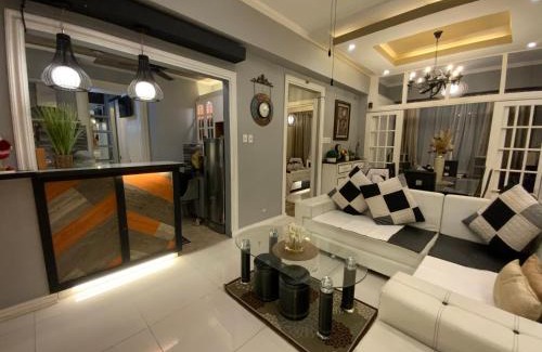 Bagumbayan Apartment | Awesome Eastwood Condo Suite!