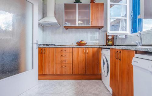 Sant Miquel de Fluvia House | Awesome Home In Sant Miquel De Fluvià