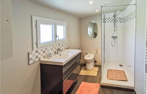 Saint-Ouen-les-Vignes House | Awesome Home In Saint Ouen Les Vignes