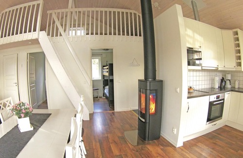 Arjang House | Awesome home in årjäng with kitchen