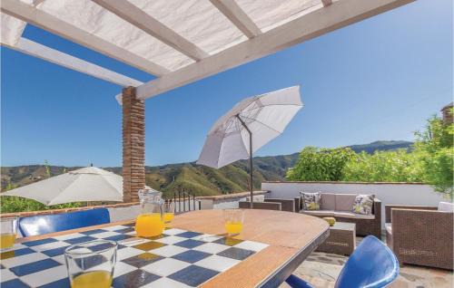 Almachar House | Awesome Home In Almachar With Wifi