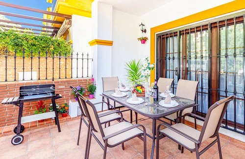 Benaojan House | Awesome home in Benaoján