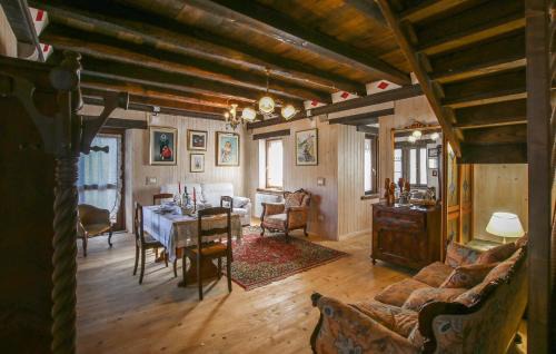 Pulfero House | Awesome Home In Biacis With Wifi
