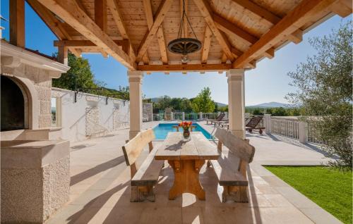 Cista Provo House | Awesome Home In Cista Provo