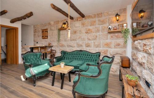 Cista Provo House | Awesome Home In Cista Provo