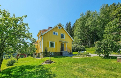 Fjallbacka House | Awesome home in Fjällbacka with WiFi