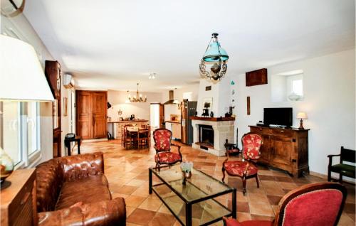 Flaviac House | Awesome Home In Flaviac With Wifi