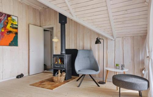 Hejlsminde Strand House | Awesome Home In Hejls With Wifi
