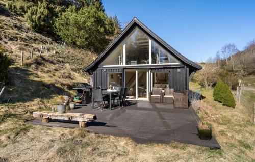 Hobro House | Awesome Home In Hobro With Kitchen