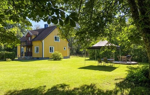 Hylte House | Awesome Home In Hyltebruk With Wifi