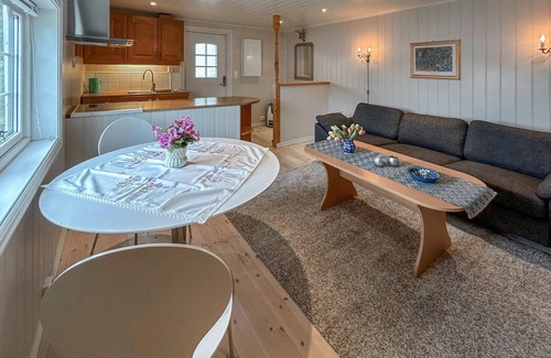 Lauvstad House | Awesome home in Lauvstad with WiFi