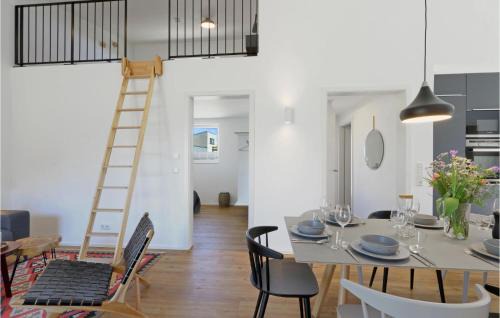 Lembruch House | Awesome Home In Lembruchdümmer See