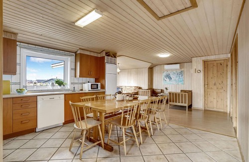 Lemvig Municipality House | Awesome home in Lemvig with WiFi
