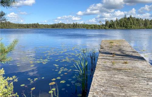 Lidhult House | Awesome Home In Lidhult With Lake View
