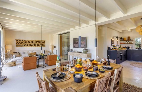 Majorca House | Awesome home in Llubi