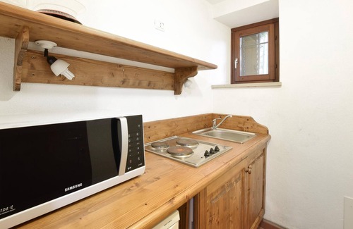 Loazzolo House | Awesome home in Loazzolo with WiFi