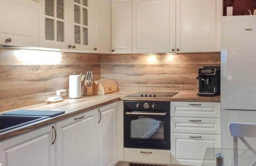Nowe Warpno House | Awesome Home in Nowe Warpno With 3 Bedrooms and Wifi