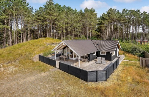 Sønderstrand House | Awesome home in Rømø with kitchen