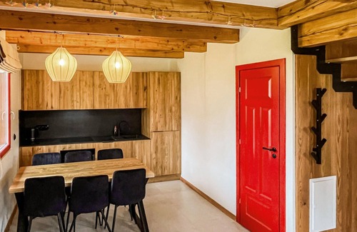 Debina House | Awesome home in Rowy with WiFi