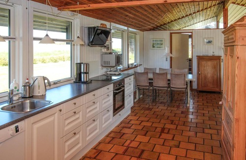 Langemark House | Awesome home in Samsø