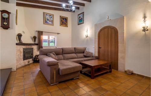 Sineu House | Awesome Home In Sineu