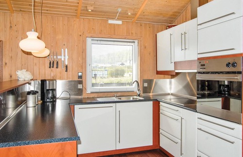 Grønninghoved Strand House | Awesome home in Sjølund with sauna