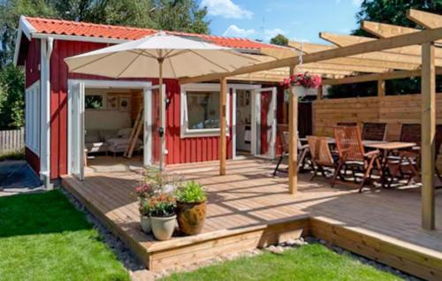 Strandbaden House | Awesome Home In Strandbaden With Wifi