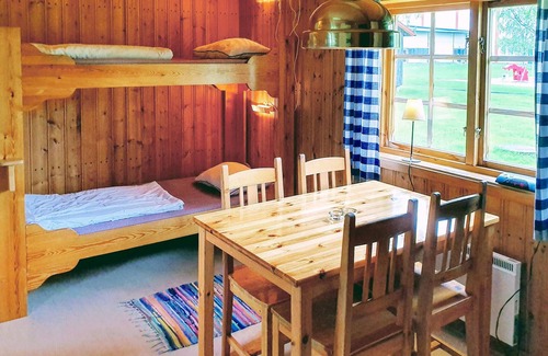 Syssleback House | Awesome home in Sysslebäck with WiFi