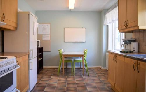 Tomelilla House | Awesome Home In Tomelilla With Kitchen